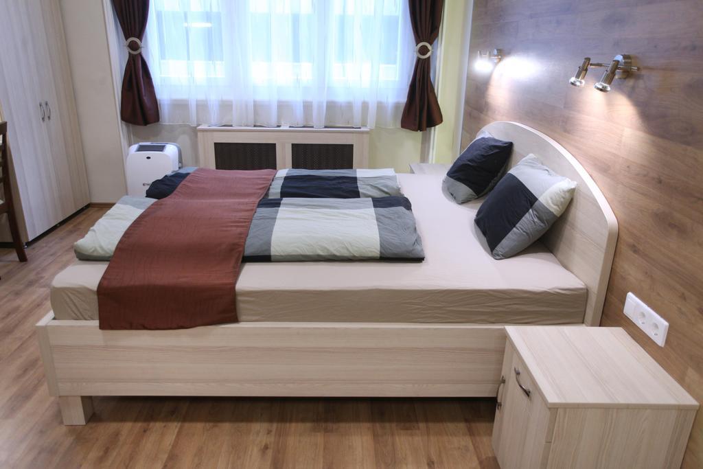 D.Five Premium Studio In The Center Apartment Budapest Luaran gambar